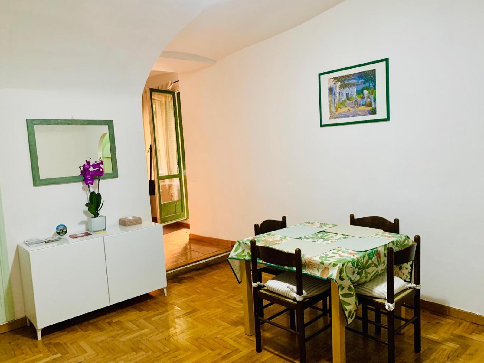 Vacanze Romane Colosseo Appartamento *